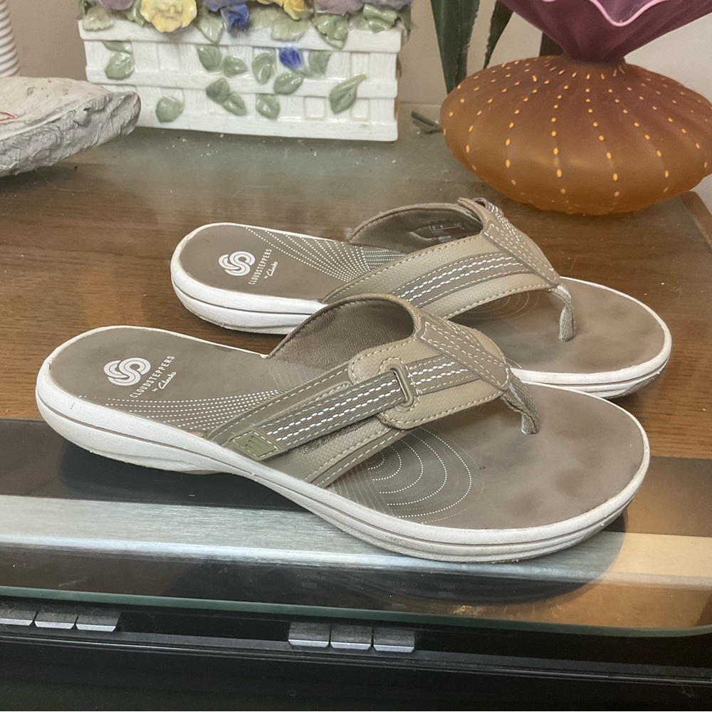 Clarks Cloudsteppers Brinkley Jazz Sandals Sz 6